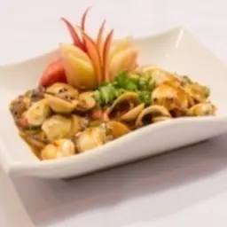 Clams With Black Beans